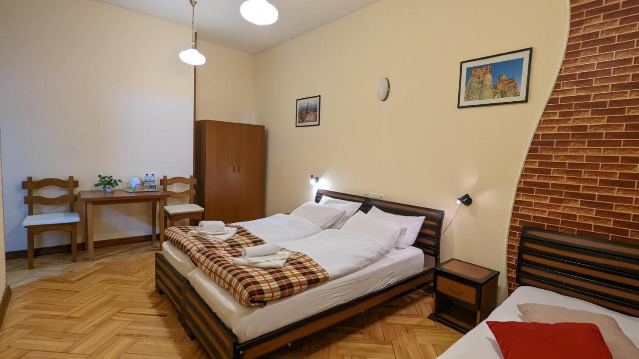 Guesthouse Kartli Tbilisi ภายนอก รูปภาพ