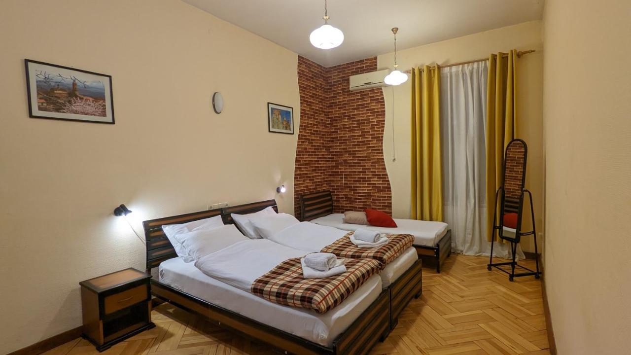 Guesthouse Kartli Tbilisi ภายนอก รูปภาพ